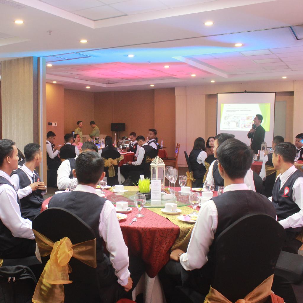 Batch XLVIII & XLIX Table Manner at Indoluxe Yogyakarta